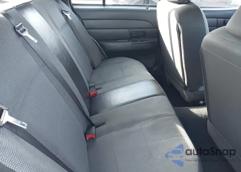 2008 Ford Crown Victoria Police/Police Interceptor z USA, uszkodzony, nr VIN 2FAFP71V38X160904